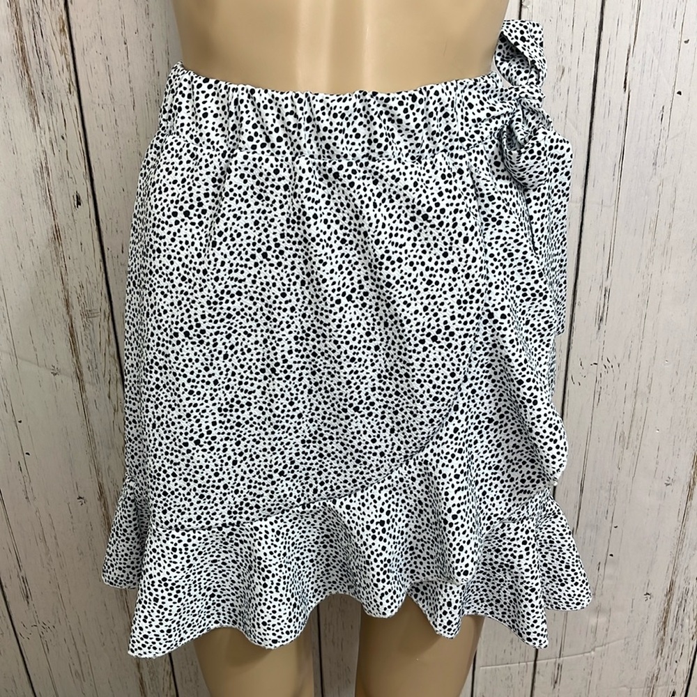 White Black Ruffle Faux Wrap Skirt Size Small